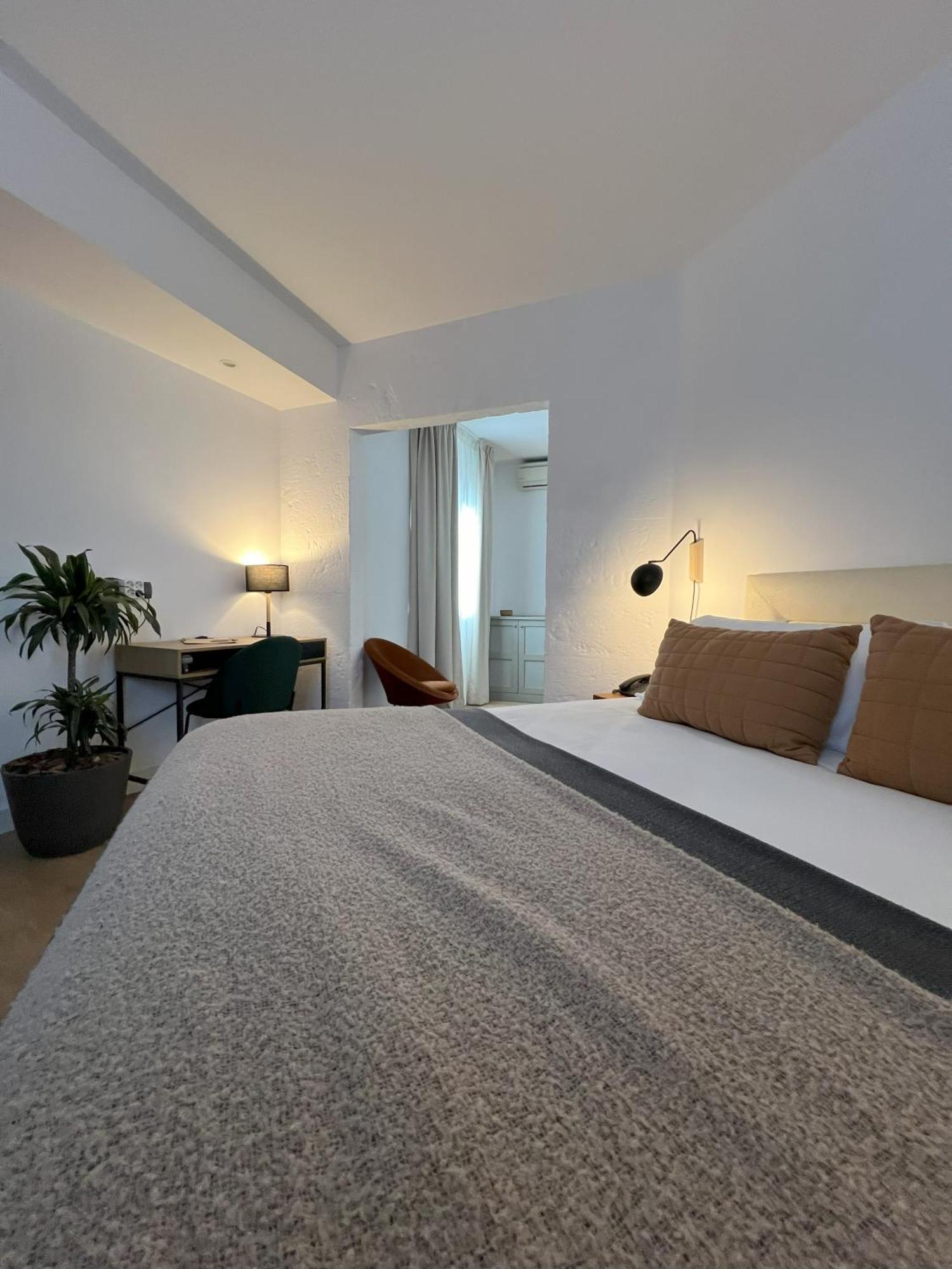 Hotel San Miguel Menorca Маон Экстерьер фото